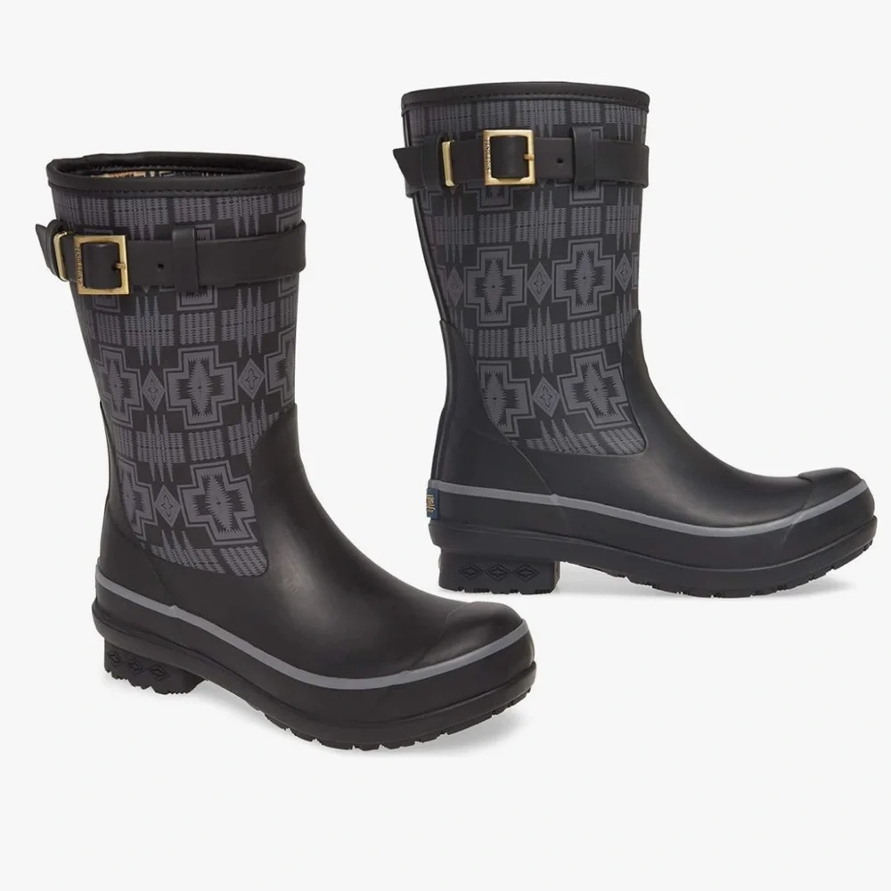 Pendleton Women’s Heritage Print Short Rain Boot, Harding Black, Size 7 EUR 38